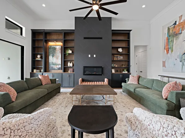 3017 Creek Meadow Ln, Northlake, TX 76226