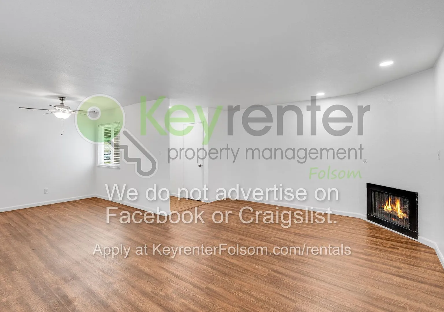 Updated 2BR Carmichael Duplex with 2-Car Garage & Private Yard! — Photo 3