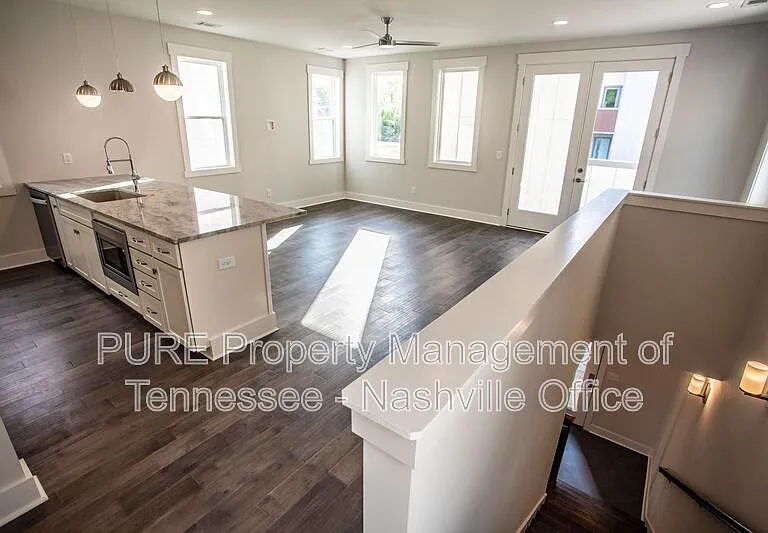 214 Lucile St — Photo 10