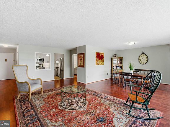 5th image of 205 E Joppa Rd APT 1809