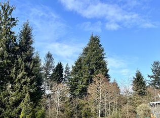 974 Scott Ter, Reedsport, OR 97467