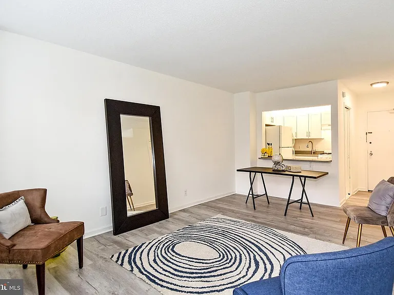 5500 Friendship Blvd #1120N — Photo 10