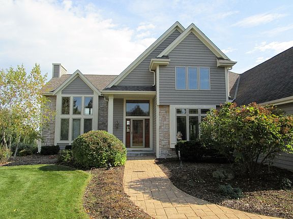3rd image of W132N6588 Westview Dr