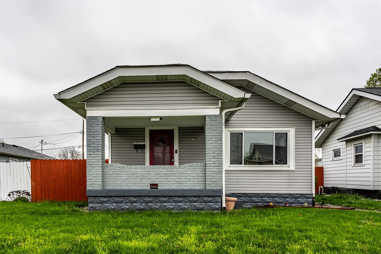 2147 English Ave photo 1