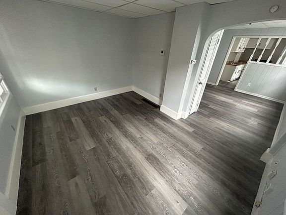 3rd image of 535 Milton St #535