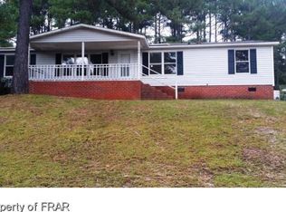 1904 Scottish Ct, Raeford, NC 28376