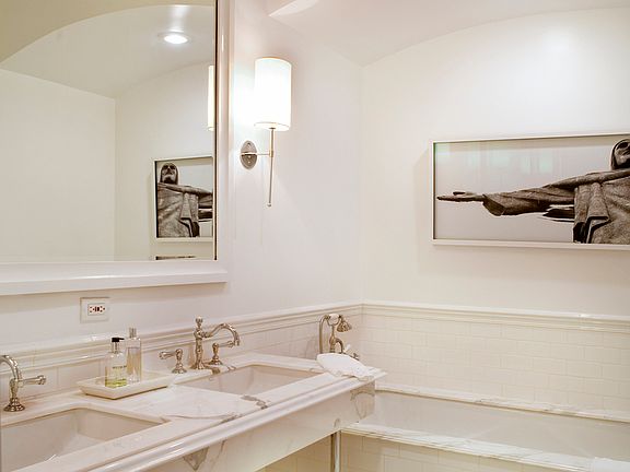 5th image of 43 W 64th St #6D
