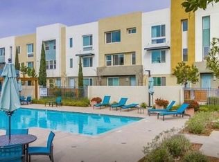 77 Sea Crest Dr, Chula Vista, CA 91910