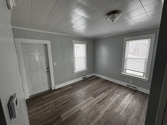 5th image of 7257 Valley Dr