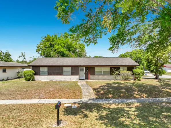 7015 Couperin Blvd, Orlando, FL 32818