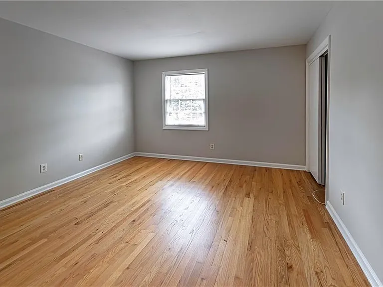 3071 Colonial Way #E — Photo 15