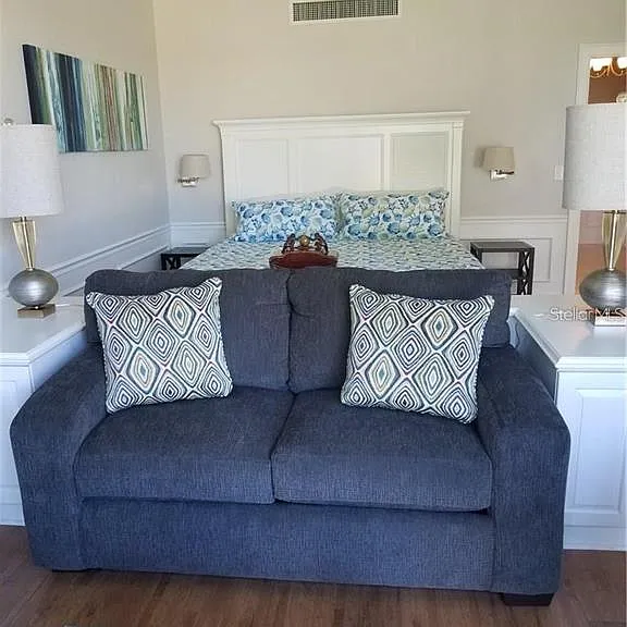 51 Mac Ewen Dr #8 — Photo 10