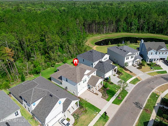 3rd image of 218 SIENNA PALM Drive