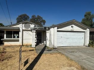 2620 Irwin Rd, Redding, CA 96002