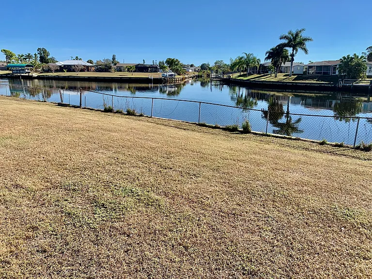 6326 Safford Ter — Photo 38