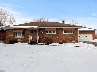 9242 W 130th St, Strongsville, OH 44136