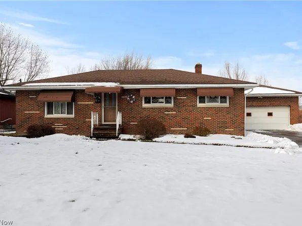 9242 W 130th St, Strongsville, OH 44136