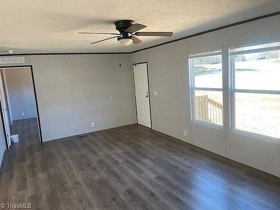 4th image of 2706 Sowers Rd