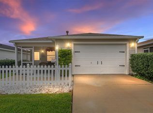 2690 Suffolk St, The Villages, FL 32162