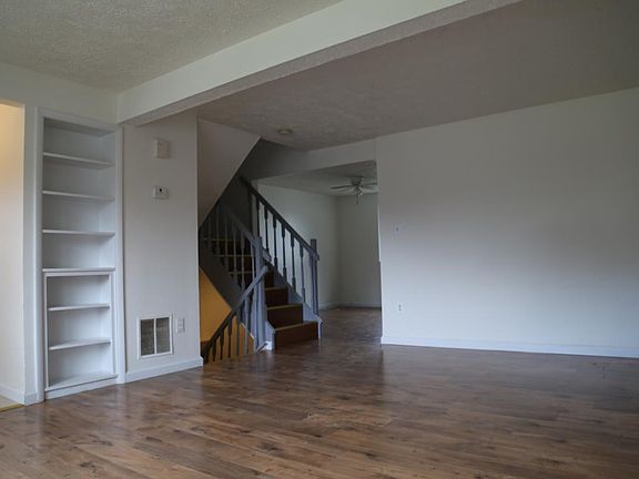 5th image of 430 Mystic View Turn