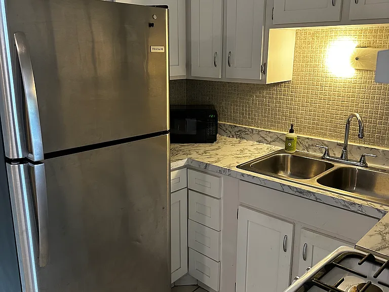 10408 Menard Ave #8 — Photo 4