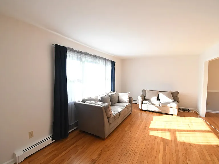 313 Burnt Plains Rd — Photo 8