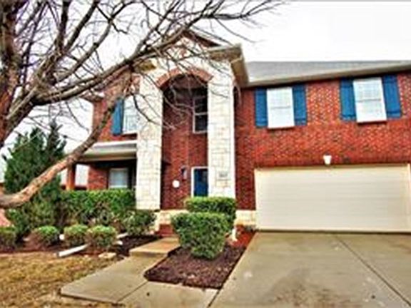 2nd image of 10137 Morningside Dr