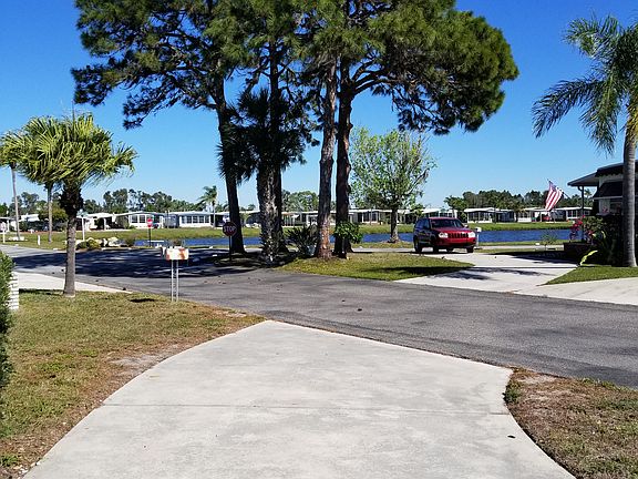 4th image of 368 Spanish Lakes Dr