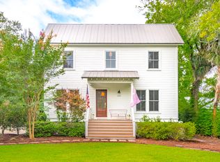 633 Royall Ave, Mount Pleasant, SC 29464