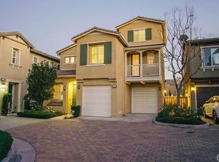 252 W Pebble Creek Ln, Orange, CA 92865