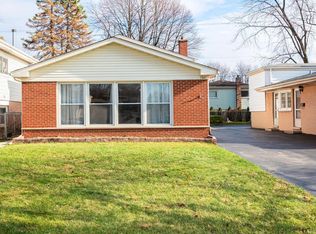 1341 S Evergreen Ave, Arlington Heights, IL 60005