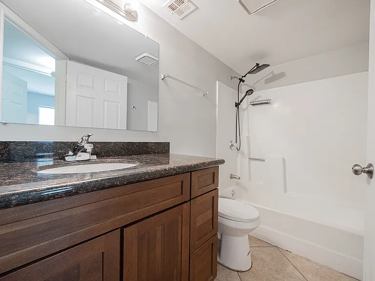 1234 N 36th St #204 — Photo 9