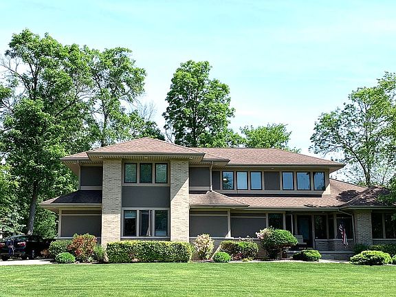 3rd image of 20 Parkview Dr