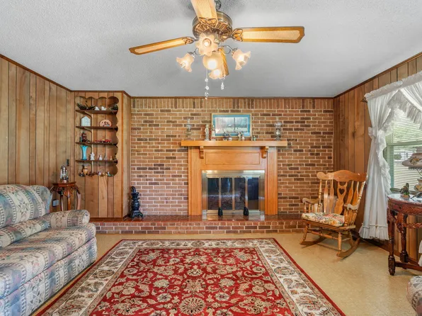 415 Parksville Rd, Benton, TN 37307