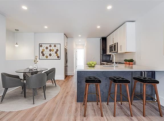 4th image of 47 Graham St APT 1