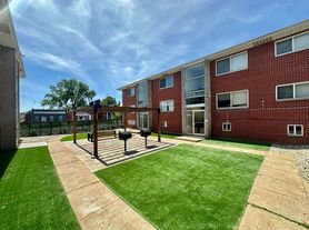 6265-75 Gravois Ave, Saint Louis, MO