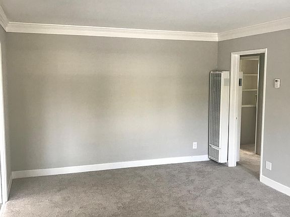 2nd image of 4484 Palm Ave