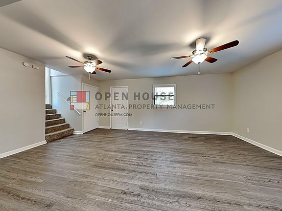5th image of 2990 Creek Park Dr