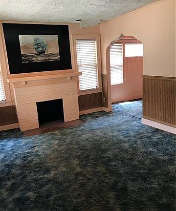 2nd image of 5528 S Woodland Ave
