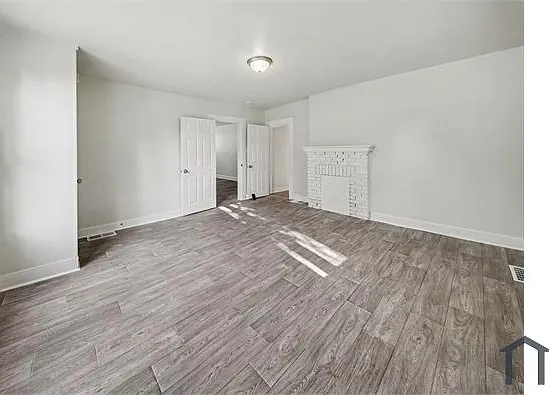 2709 30th St W — Photo 12