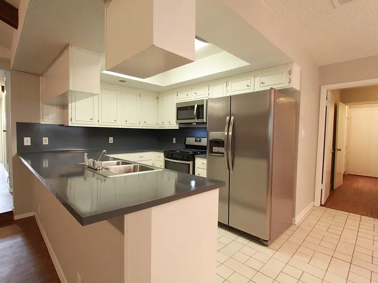 6606 Betty Cook Dr — Photo 22