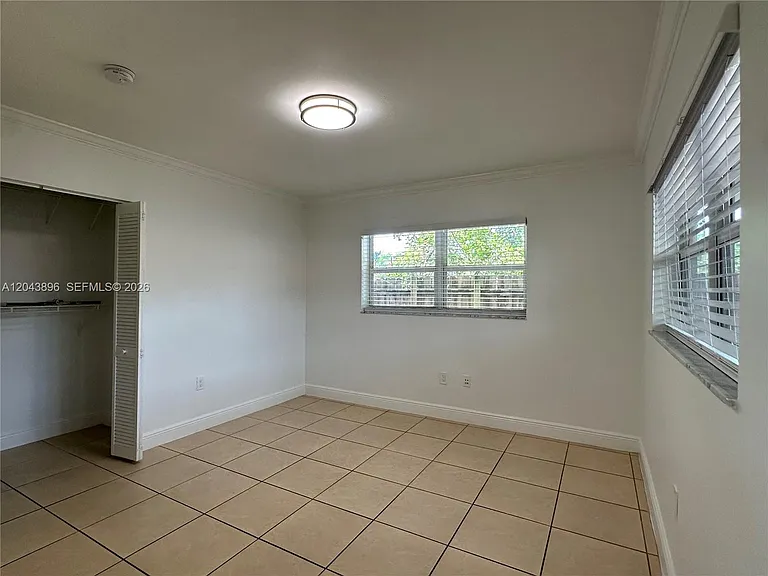 2536 Van Buren St #5A — Photo 30