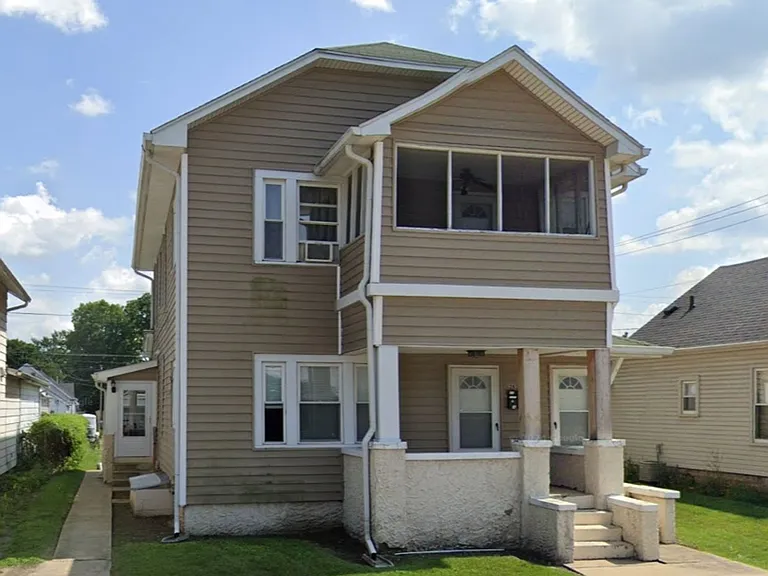 283 W Main Street — Photo 1
