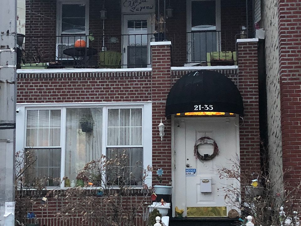 1st image of 2135 29th St