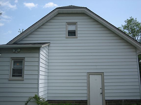 Updated Siding and windows