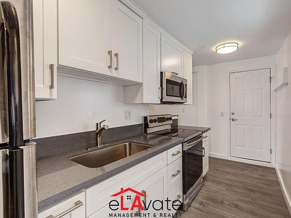 5th image of 2036 Chariton St #2038-1/4