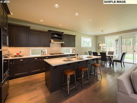 3rd image of 5901 NE 124th St