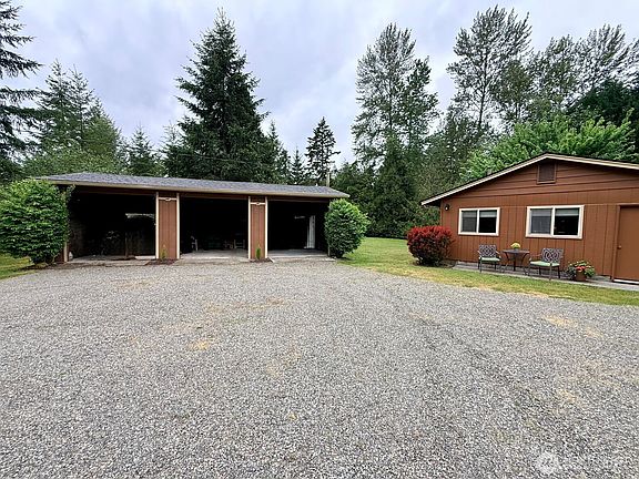 3rd image of 31808 Hinkleman Road S