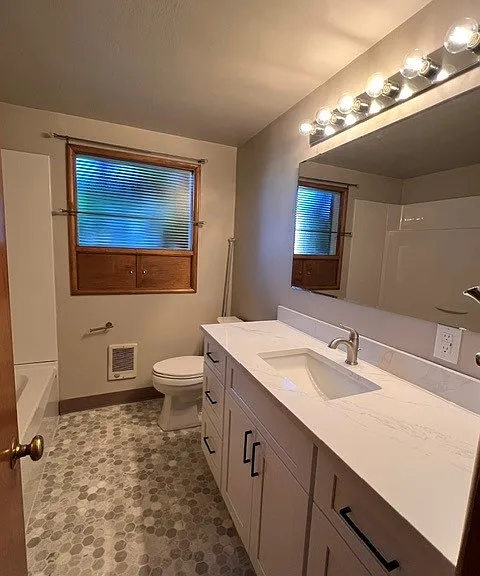 407 Regents Blvd #407 — Photo 6