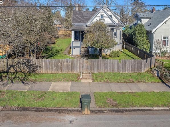 portland-oregon-53971575 picture